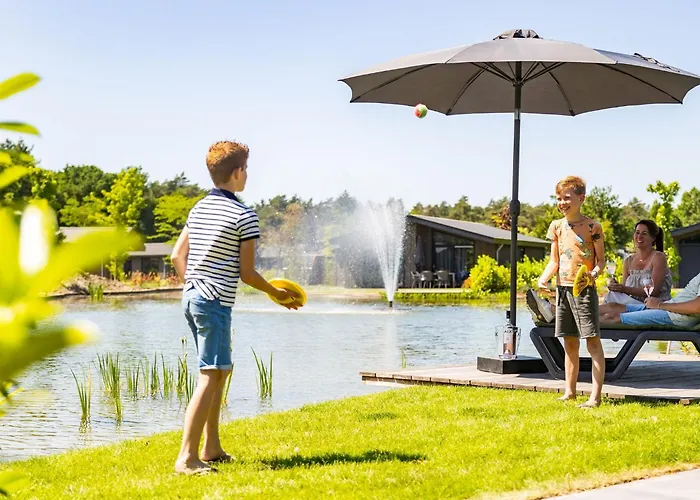 By Pond With Sauna * Veldhoven